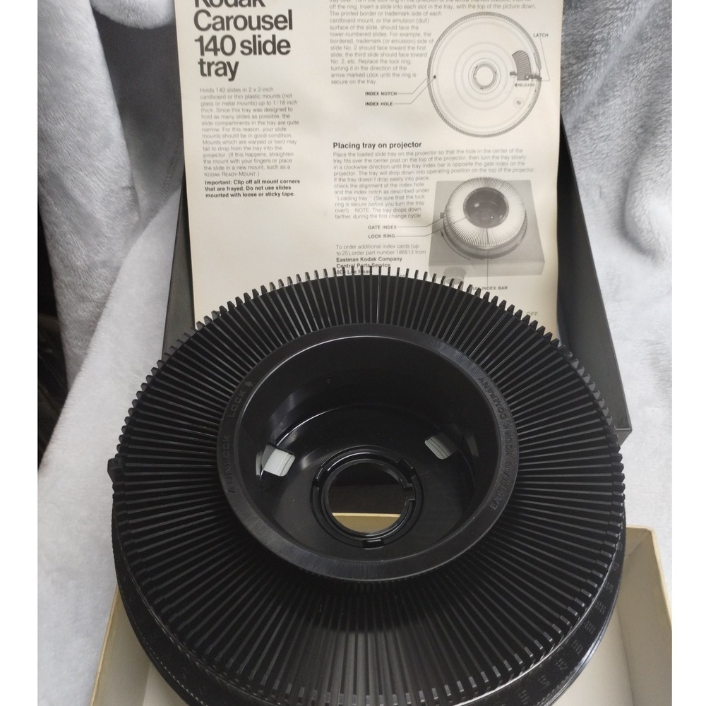 Kodak‎ Carousel 140 Slide Tray with Original Box & Instruction Insert